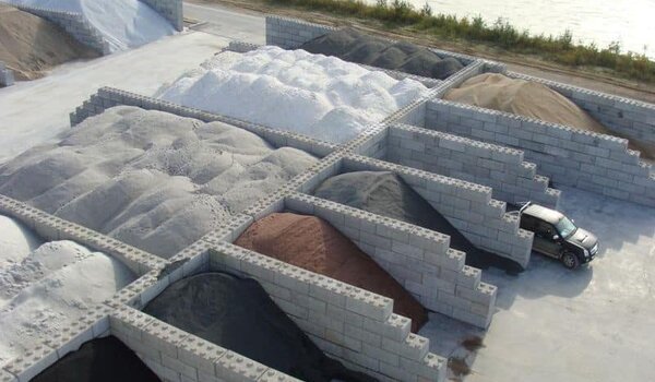 blocs beton pour realisation de cases a granulats